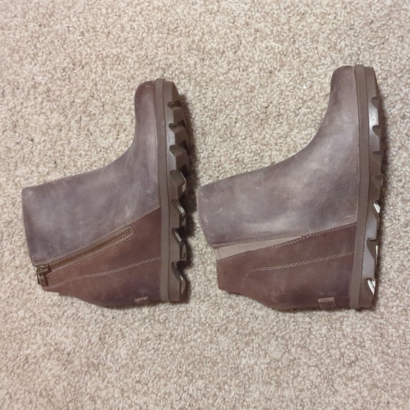 NWOT Sorel Joan of Arctic Wedge II Zip Booties Size 8.5/39.5 - Picture 4 of 8